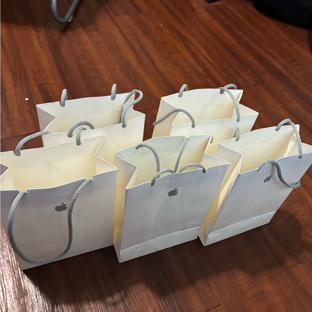 Apple AirPod Gen 4 With ANC